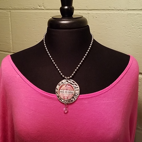 Leather/crystal/zebra crystal necklace - Picture 2 of 6